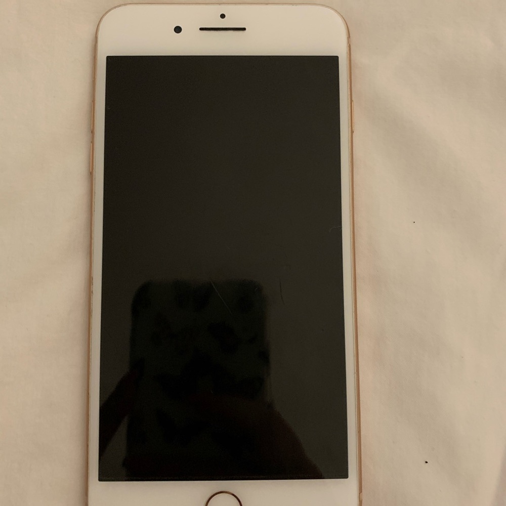 iPhone 8 Plus rose gold